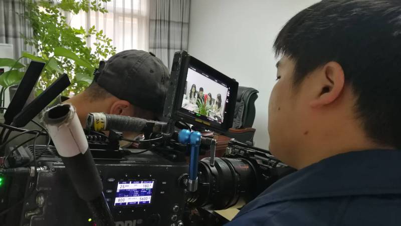 用镜头讲好产品故事！小金县产品视频拍摄公司让冰冷商品拥有温度与灵魂